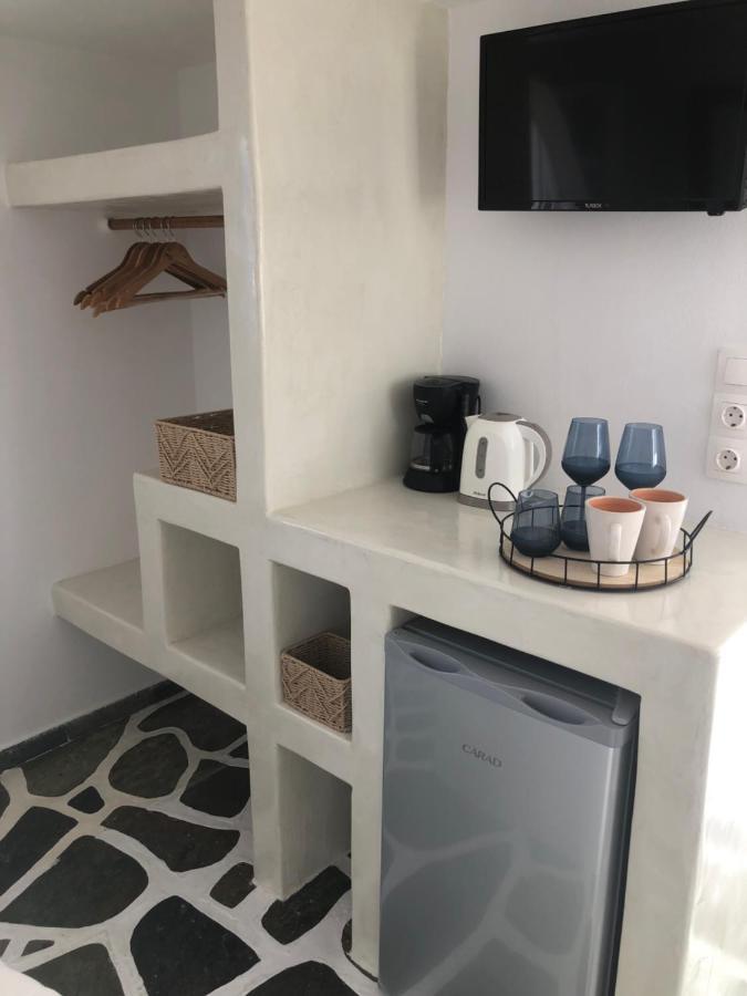 Angie'S Studios Парос Екстериор снимка
