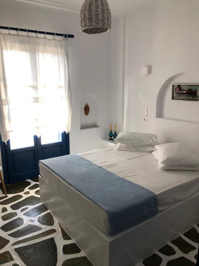 Angie'S Studios Парос Екстериор снимка