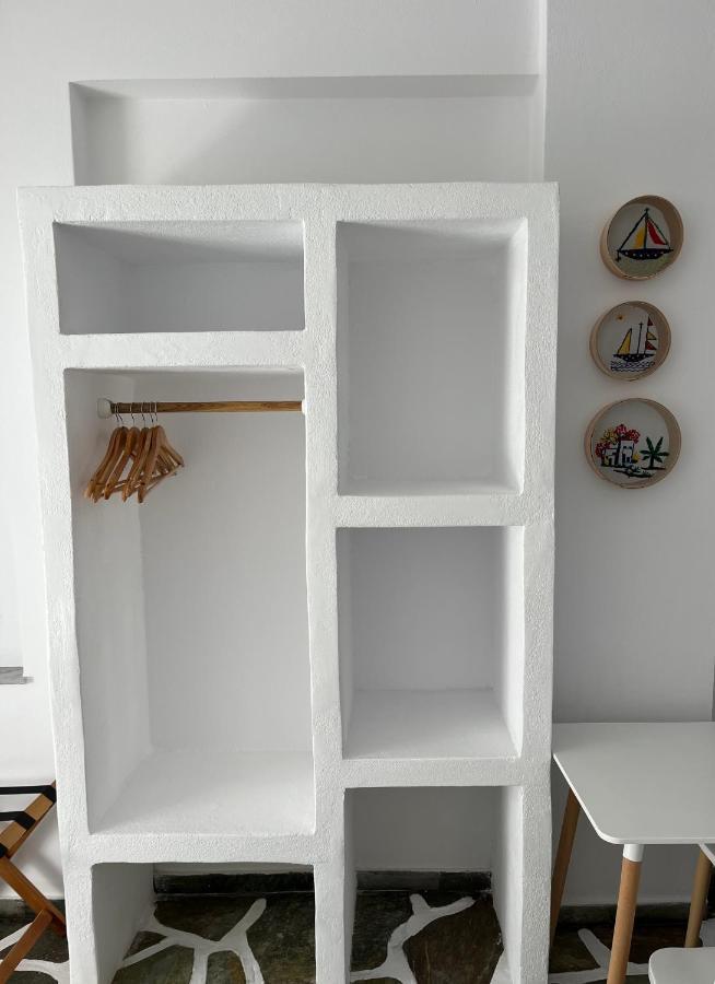 Angie'S Studios Парос Екстериор снимка